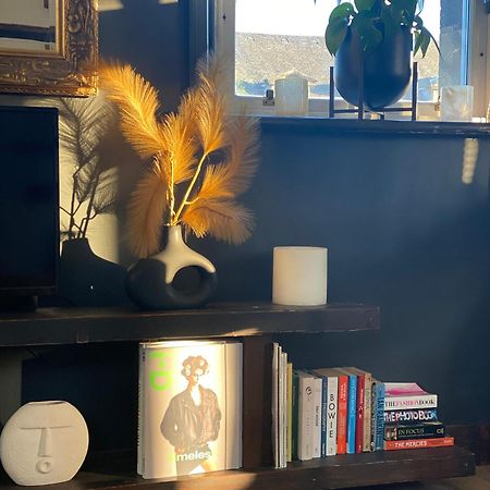 Spacious & Light Studio Loft Alloa Bagian luar foto
