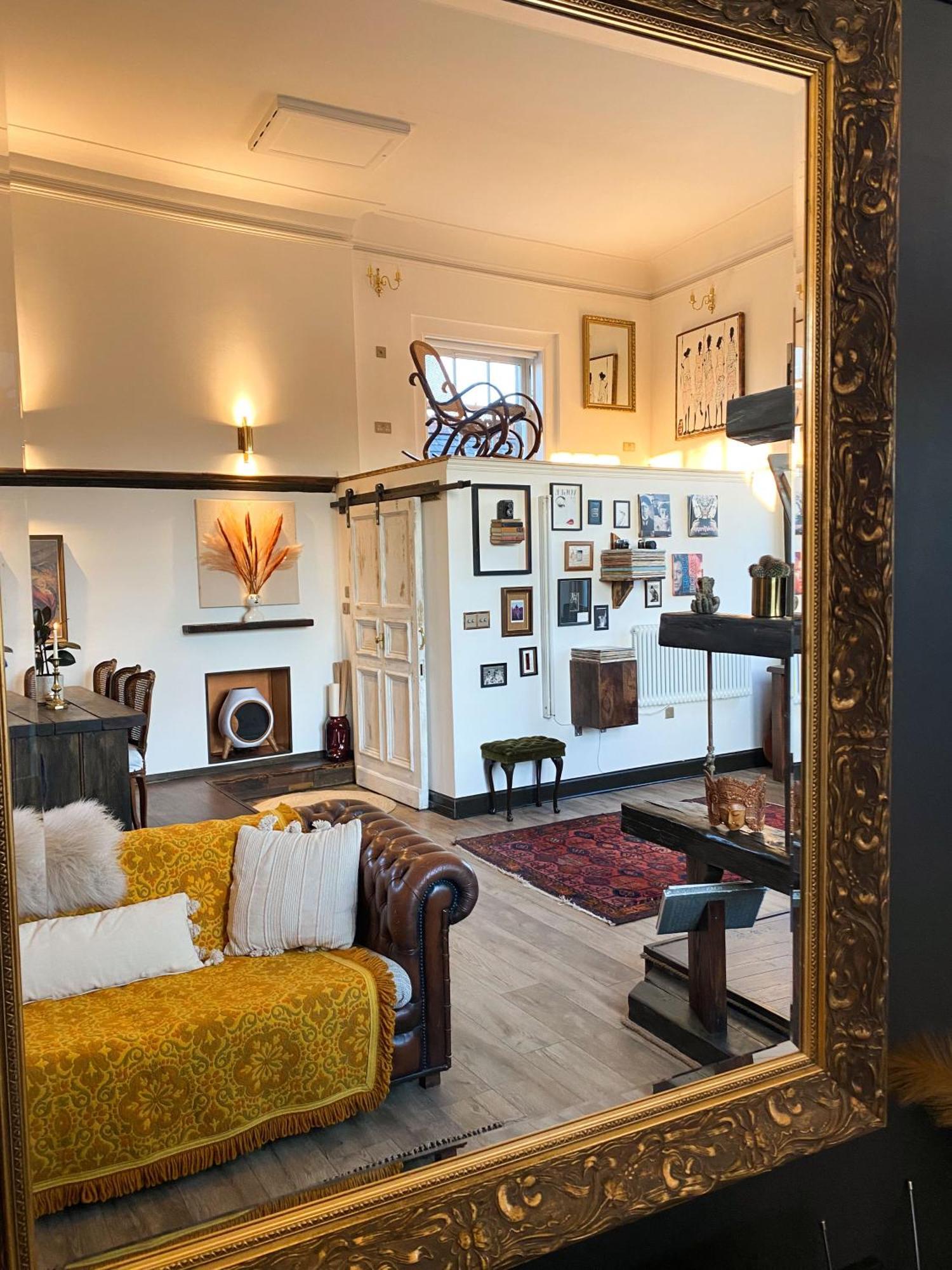 Spacious & Light Studio Loft Alloa Bagian luar foto